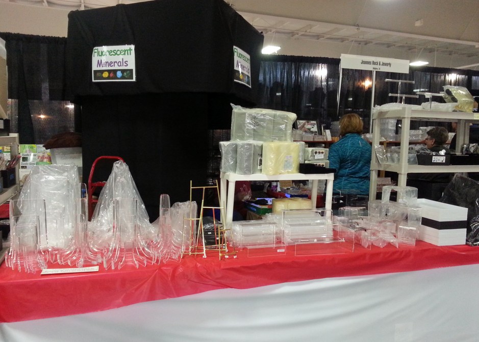 display cases and stands for sale