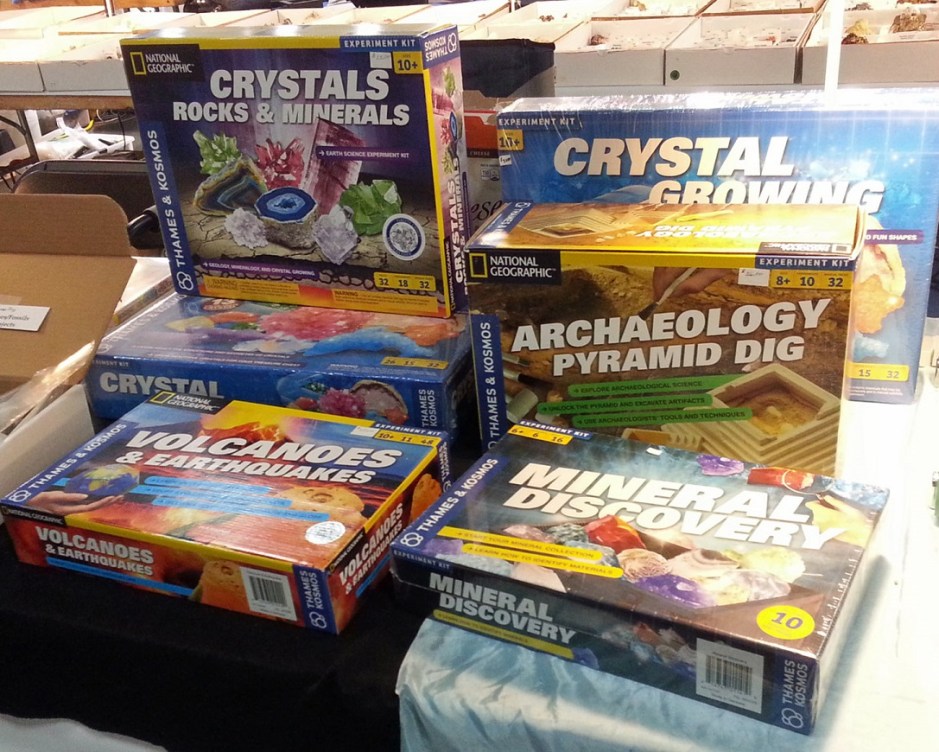 geology archaeology volcano crystal science kits toys